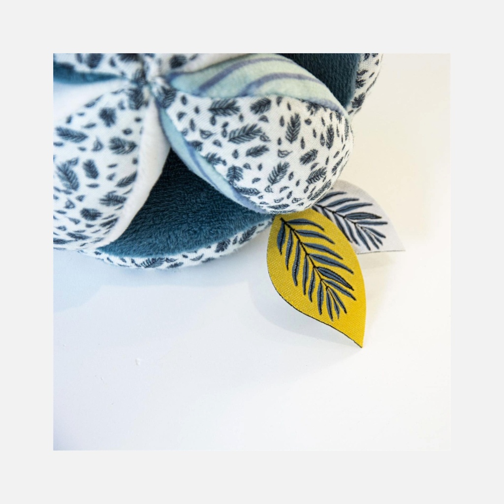 Doudou et Compagnie - Ma première balle d'éveil - Yoca le koala - Bleu - 15 cm  - 0m+